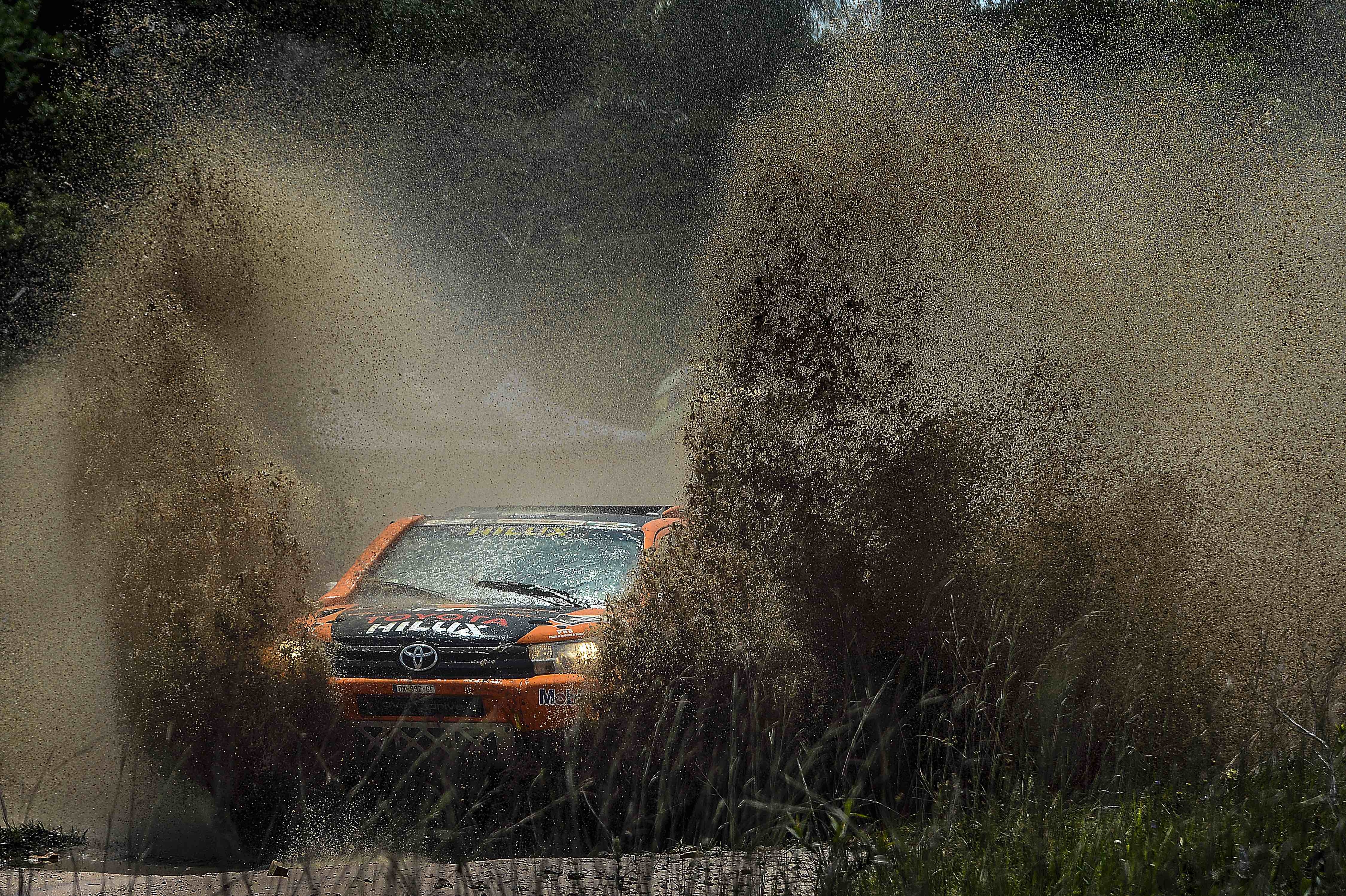 317 CHABOT RONAN (fra) PILLOT GILLES (fra) TOYOTA OVERDRIVE TOYOTA HILUX action during the Dakar 2017 Paraguay Bolivia Argentina , Etape 1 - Stage 1, Asuncion - Resistencia, January 2 - Photo Eric Vargiolu / DPPI