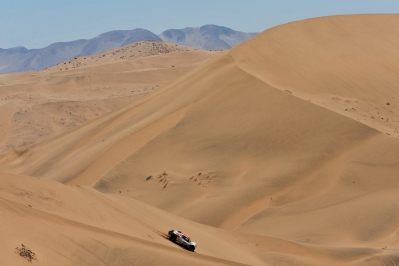 MOTORSPORT - DAKAR PERU CHILE ARGENTINA  2013 - STAGE 13 / ETAPE 13 - COPIAPO (CHI) TO LA SERENA (CHI) - 18/01/2013 - PHOTO : ERIC VARGIOLU / DPPI - 
316 CHABOT RONAN ( FRANCE ) PILLOT GILLES ( FRANCE ) - SMG - TOYS MOTORS - SMG - ACTION