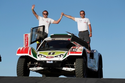 MOTORSPORT - DAKAR ARGENTINA CHILE PERU  2012 - SCRUTINEERING - MAR DEL PLATA (ARG) - 29 TO 31/11/2011- PHOTO : FRANÃOIS FLAMAND / DPPI
