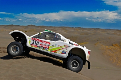 MOTORSPORT - DAKAR ARGENTINA CHILE  PERU 2012 - STAGE 2 - SANTA ROSA DE LA PAMPA (ARG) TO SAN RAFAEL (ARG) - 02/01/2012 - PHOTO: DPPI