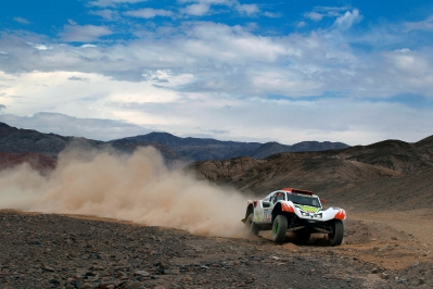 MOTORSPORT - DAKAR PERU CHILE ARGENTINA  2013 - STAGE 6 / ETAPE 6 - ARICA (CHI) TO CALAMA (CHI) - 10/01/2013 - PHOTO :  FREDERIC LE FLOCâH / DPPI - 
316 CHABOT RONAN ( FRANCE ) PILLOT GILLES ( FRANCE ) - SMG - TOYS MOTORS - SMG - ACTION