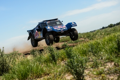 Carlos Sainz (driver) and Timo Gottschalk (co-driver) test the car prior Dakar Rally in Rosario, Argentina on January 3nd, 2014