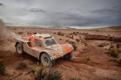 320 CHABOT Ronan (Fra) PILLOT Gilles (Fra) Smg action during the Dakar 2015 Argentina Bolivia Chile, Car Marathon Stage 7a / Auto Etape Marathon 7a, Iquique to Uyuni on January 10th 2015 at Iquique, Chile. Photo Frederic Le Floch / DPPI