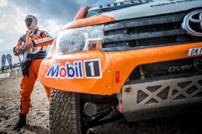 882163_919137994838130_7340198757236030891_o