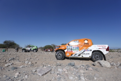 316 CHABOT Ronan (fra) PILLOT Gilles (fra) TOYOTA ambiance during the Dakar 2016 Argentina,  Bolivia, Etape 9 / Stage 9, Belen - Belen,  from  January 12, 2016 - Photo Florent Gooden / DPPI