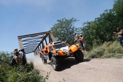 320 CHABOT Ronan (Fra) PILLOT Gilles (Fra) Smg action during the Dakar 2015 Argentina Bolivia Chile, Stage 1 / Etape 1 -  Buenos Aires to Villa Carlos Paz on January 4th 2015 at Buenos Aires, Argentina. Photo Francois Flamand / DPPI