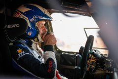 05121004__V2_7044_4800-3200-rgb