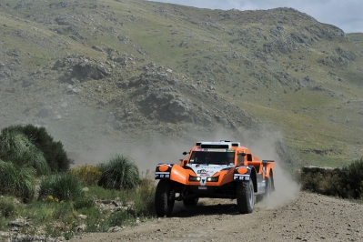 320 CHABOT Ronan (Fra) PILLOT Gilles (Fra) Smg action during the Dakar 2015 Argentina Bolivia Chile, Stage 2 / Etape 2 -  Villa Carlos Paz to San Juan on January 5th 2015 at Villa Carlos Paz, Argentina. Photo DPPI