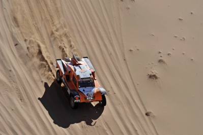 320 CHABOT Ronan (Fra) PILLOT Gilles (Fra) Smg action during the Dakar 2015 Argentina Bolivia Chile, Stage 4 / Etape 4 -  Chilecito to Copiapo on January 7th 2015 at Chilecito, Argentina. Photo DPPI