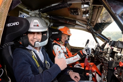 Toyota Hilux Dakar 2016