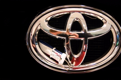 toys-motors-hilux-dakar-1281