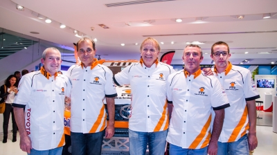 toys-motors-hilux-dakar-1510